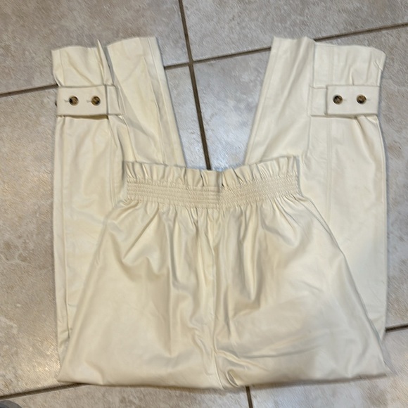 Repeller Cream Faux Leather Pull On Wide Leg Crop Pants S - Picture 8 of 8